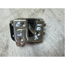  Замок двери передней левой к  Volvo  440,  1995