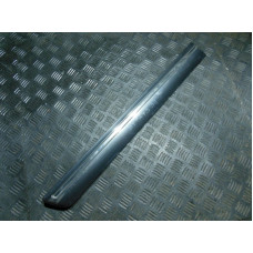  молдинг двери задней правой к  Mercedes  E W210,  2001