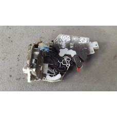  Замок двери задней левой к  Nissan  Primera,  1997