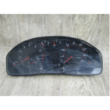  Щиток приборов (приборная панель) к  Audi  A6,  1999