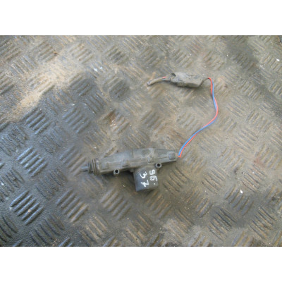  Активатор (привод) замка двери к  Daewoo  Lanos,  1998