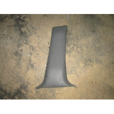  Обшивка стойки центральной правой к  Mitsubishi  Galant,  1995