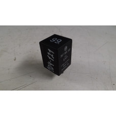  Реле (прочие) к  Volkswagen  Golf,  1994