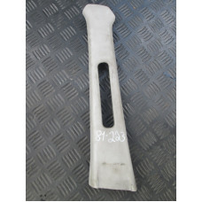  Обшивка стойки центральной левой к  Mitsubishi  Galant,  1998