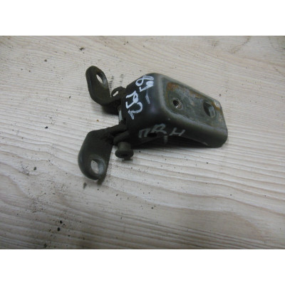  Петля двери передней правой к  Ford  Mondeo,  1995