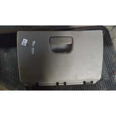  Бардачок к  Dodge  Grand Caravan,  2002