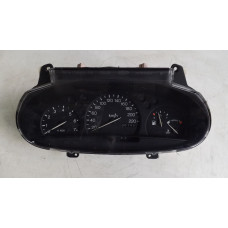  Щиток приборов (приборная панель) к  Ford  Escort,  1998