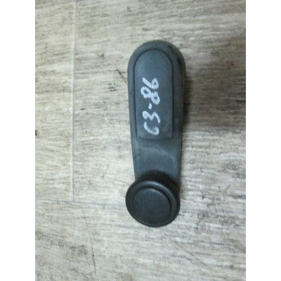  Ручка стеклоподъемника к  Peugeot  306,  1996
