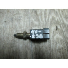  Выключатель концевой (концевик) к  Mitsubishi  Space Wagon,  1996