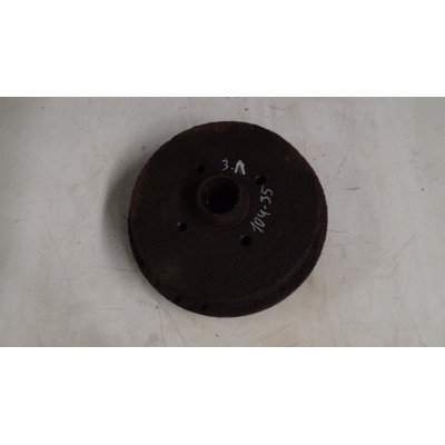  Барабан тормозной к  Volkswagen  Golf,  1994