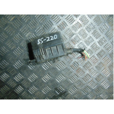  Блок предохранителей к  Nissan  Primera,  2001