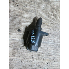  Клапан холостого хода к  Volkswagen  Golf,  1996