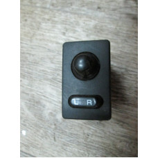  Джойстик регулировки зеркал к  Nissan  Sunny,  1993