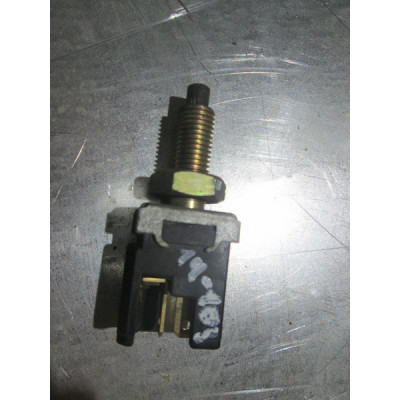 Датчик заднего хода (лягушка) к  Mazda  323,  1997