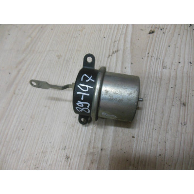  Клапан воздушный к  Ford  Mondeo,  1995