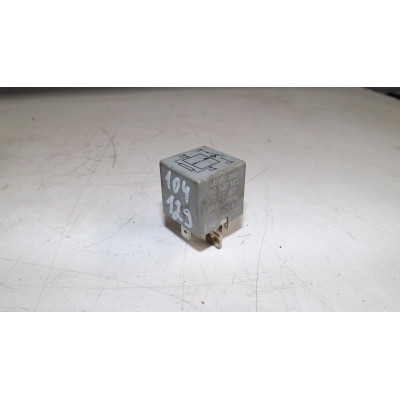  Реле (прочие) к  Volkswagen  Golf,  1994