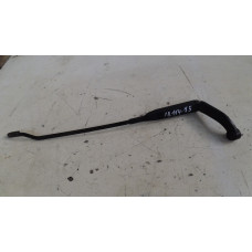  Щеткодержатель (поводок стеклоочистителя, дворник) к  Audi  100,  1988