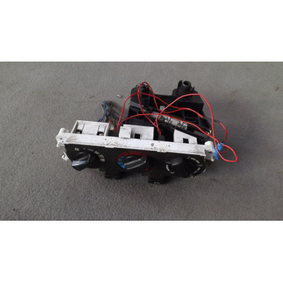  Блок управления печки/климат-контроля к  Nissan  Primera,  1997