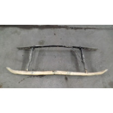  Передняя панель крепления облицовки (телевизор) к  Audi  100,  1986