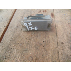  Фонарь салона (плафон) к  Renault  Laguna,  1999