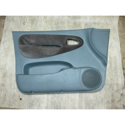  Обшивка двери (дверная карта) комплект к  Renault  Scenic,  1999