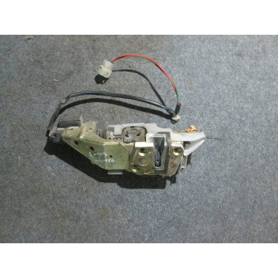  Замок двери задней правой к  Mazda  323,  1997
