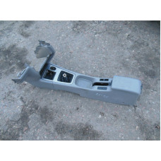  Подлокотник к  Nissan  Primera,  2001