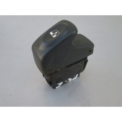  Кнопка стеклоподъемника к  Renault  Megane,  1999