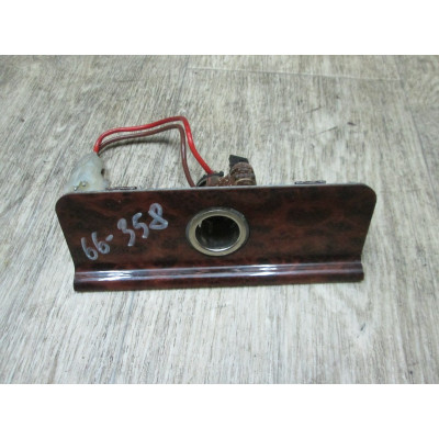  Прикуриватель к  BMW  7 E38,  1999