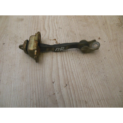  Ограничитель открывания двери передней к  Nissan  Primera,  1998