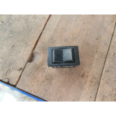  Кнопка (выключатель) к  Renault  Laguna,  1999