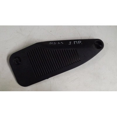  Пластик багажника к  Opel  Zafira,  2000