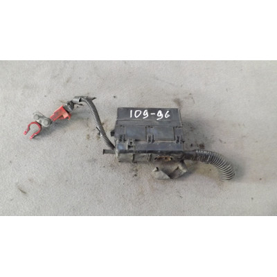  Блок реле к  Nissan  Primera,  1997