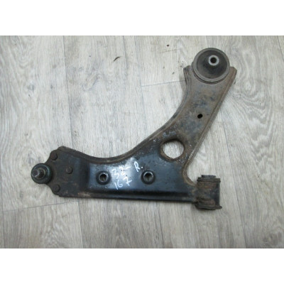  Рычаг передний правый к  Opel  Corsa,  2009