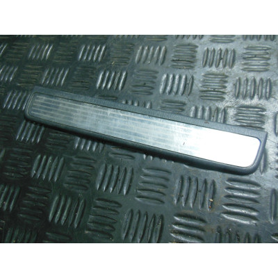  Накладка на порог к  Nissan  Primera,  2001