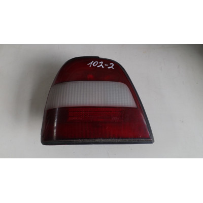  Фонарь задний левый к  Nissan  Sunny,  1993