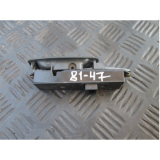  Кнопка стеклоподъемника к  Mitsubishi  Galant,  1998