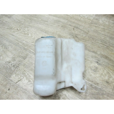  Бачок омывателя к  Volkswagen  Polo,  1995