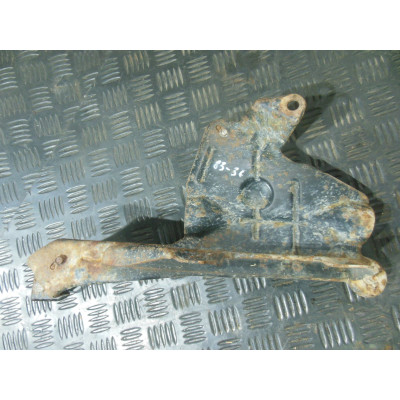  Кронштейн к  Renault  Laguna,  1998