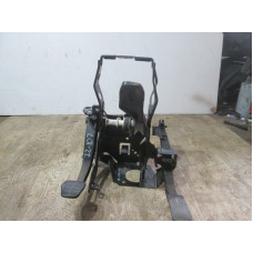  Узел педальный (блок педалей) к  Volkswagen  Golf,  1995