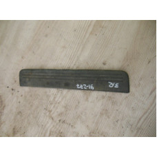  Накладка на порог к  Nissan  Primera,  1998