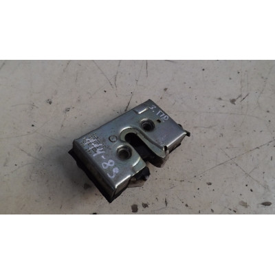  Замок двери задней правой к  Audi  100,  1988