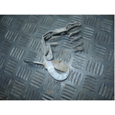  Замок капота к  Mercedes  E W210,  2001