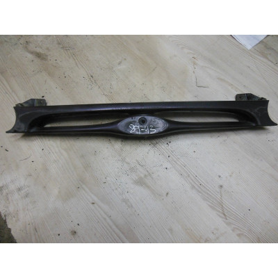  Решетка радиатора к  Ford  Mondeo,  1995