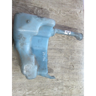  Бачок омывателя к  Volkswagen  Transporter,  1994