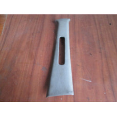  Обшивка стойки центральной правой к  Mitsubishi  Galant,  1995