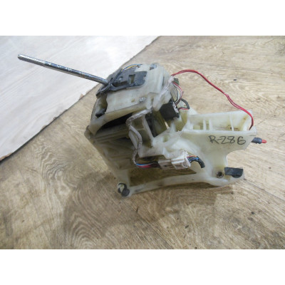  Кулиса к  Mazda  3,  2009