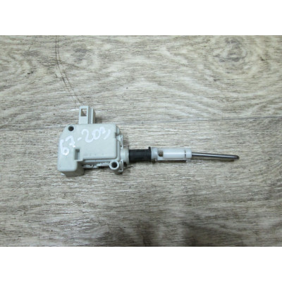  Замок багажника к  Porsche  Cayenne,  2008