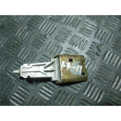  Кронштейн к  Mercedes  E W210,  2001