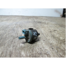  Клапан воздушный к  Volkswagen  Golf,  1995